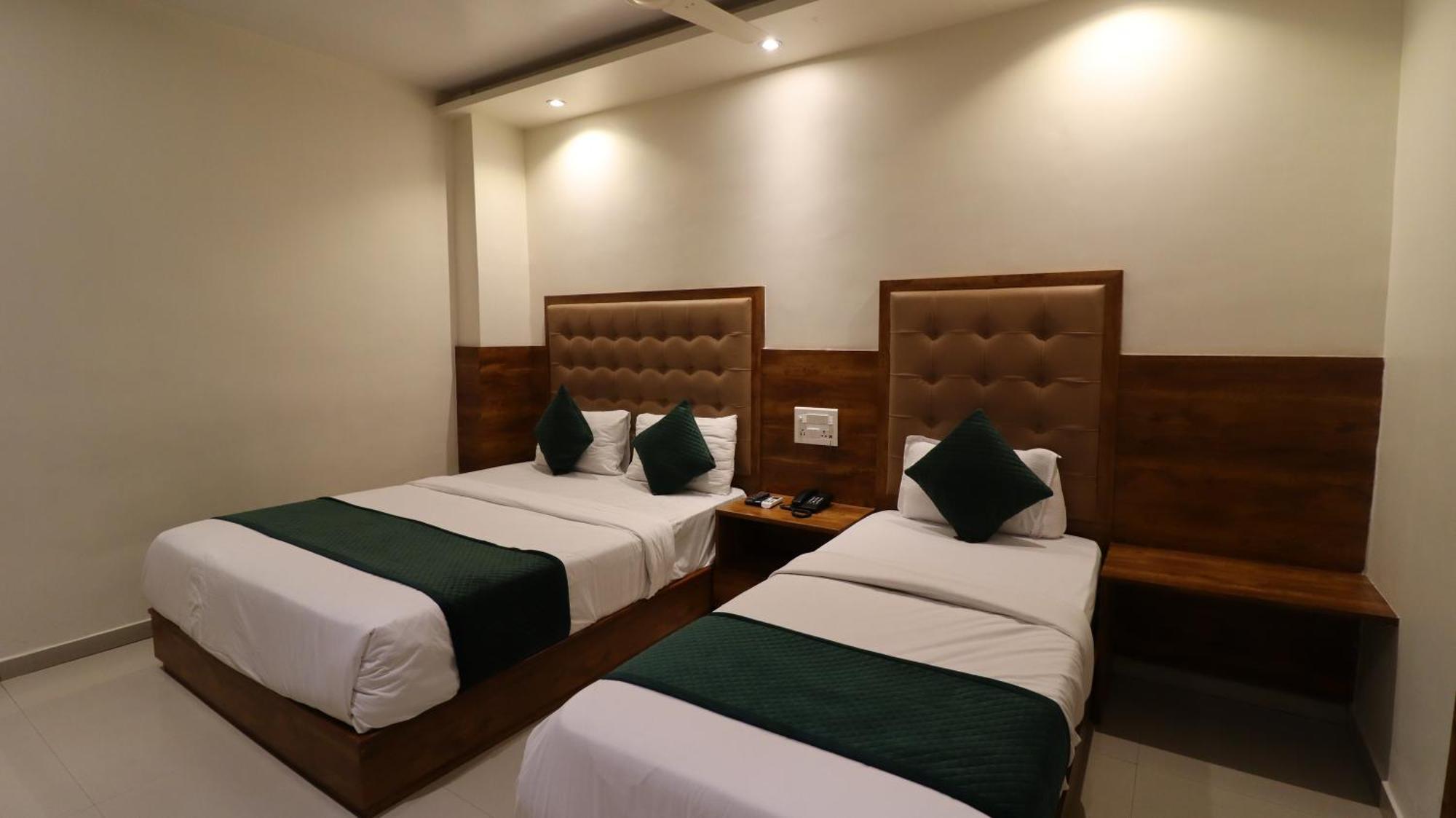 Hotel Bkc Garden - Near Us Embassy Bkc مومباي المظهر الخارجي الصورة