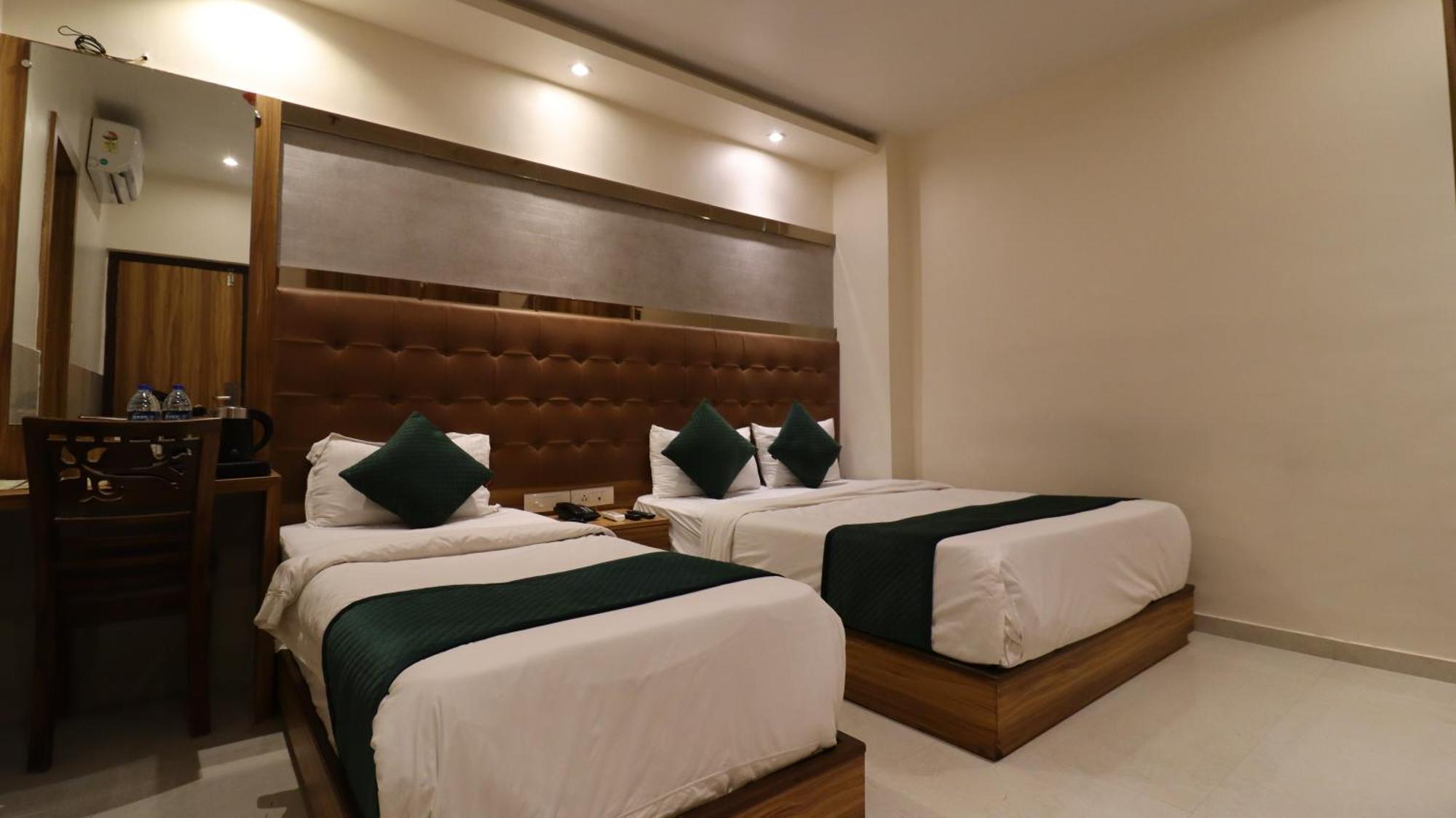Hotel Bkc Garden - Near Us Embassy Bkc مومباي المظهر الخارجي الصورة