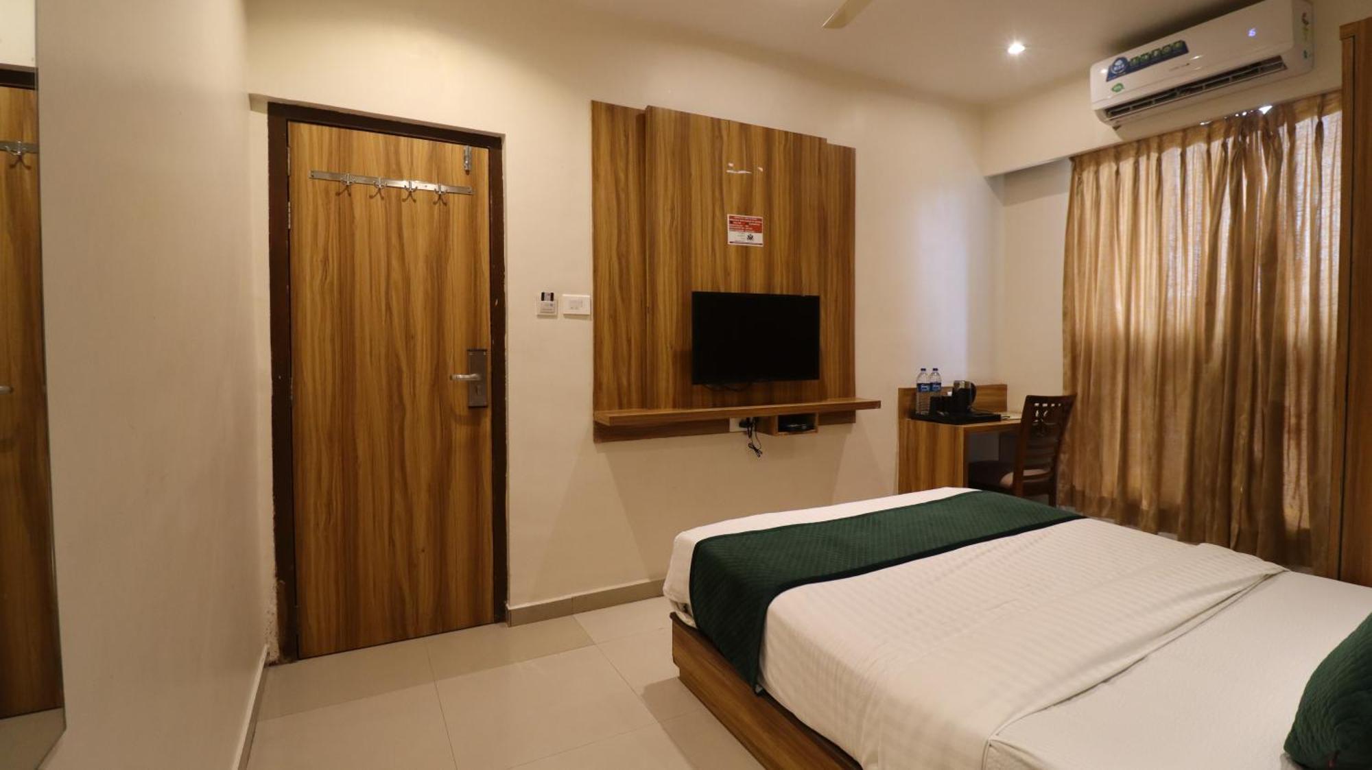 Hotel Bkc Garden - Near Us Embassy Bkc مومباي المظهر الخارجي الصورة