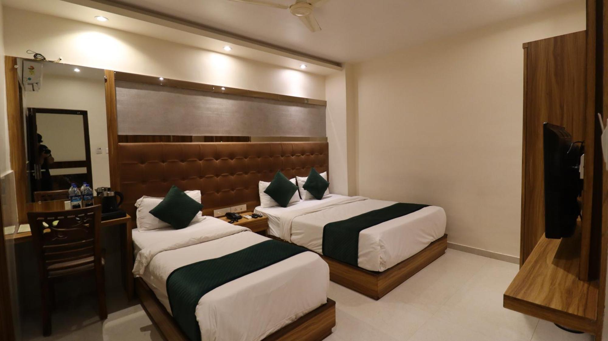 Hotel Bkc Garden - Near Us Embassy Bkc مومباي المظهر الخارجي الصورة