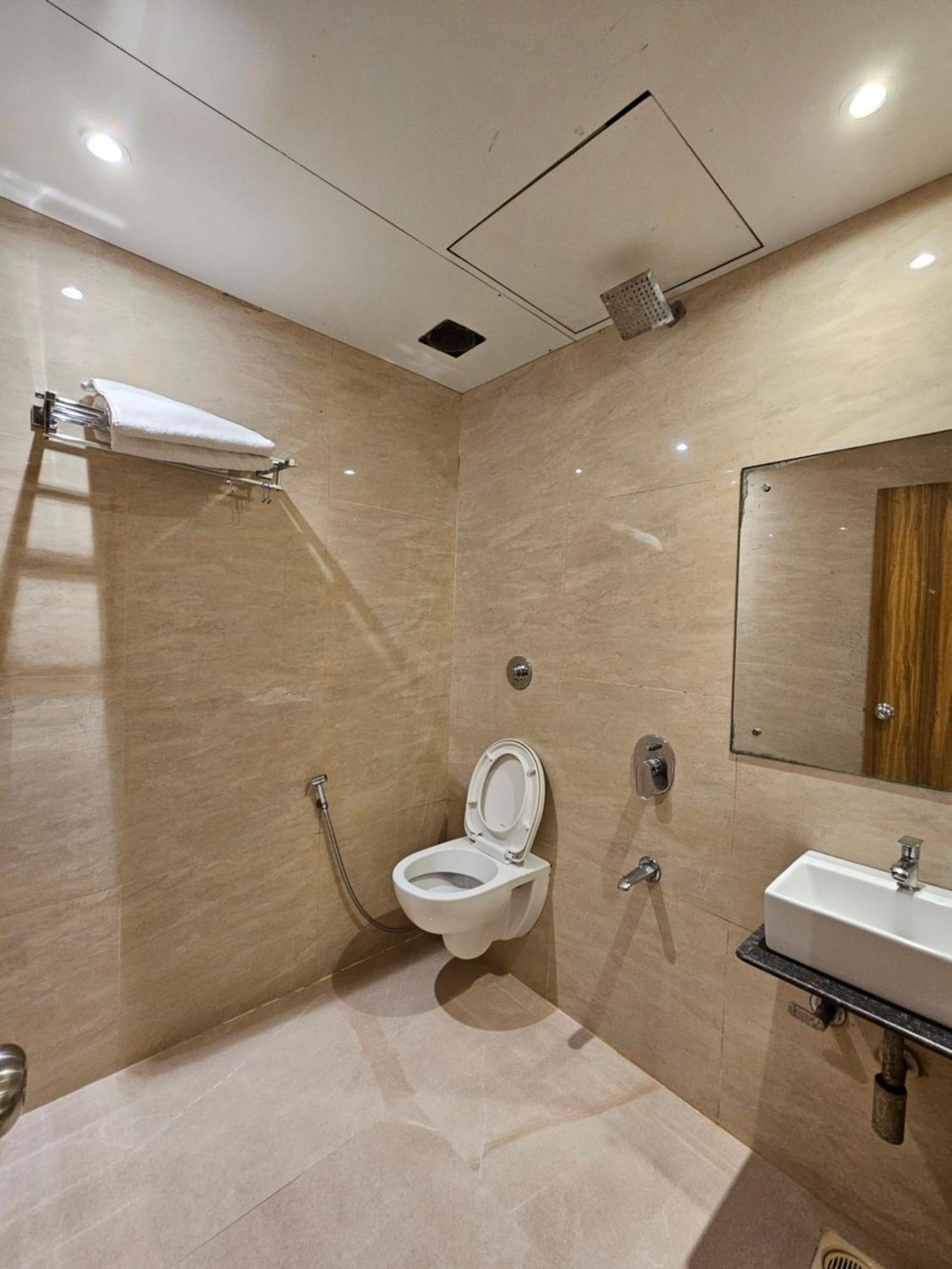 Hotel Bkc Garden - Near Us Embassy Bkc مومباي المظهر الخارجي الصورة