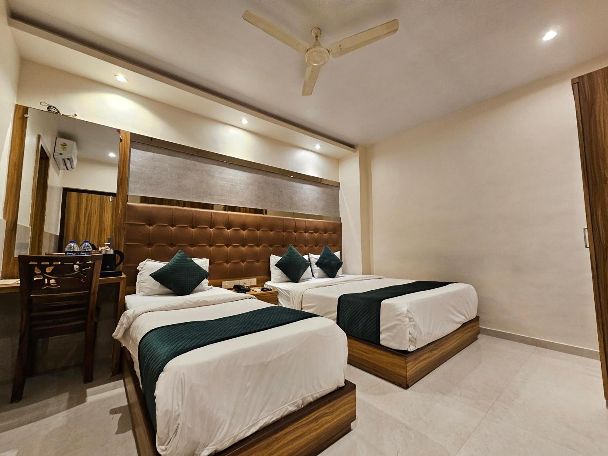 Hotel Bkc Garden - Near Us Embassy Bkc مومباي المظهر الخارجي الصورة